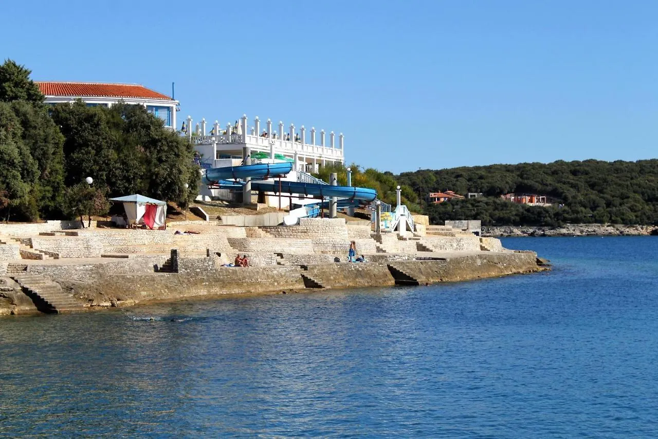 Apartments With Wifi Pula - 20346 Croatia